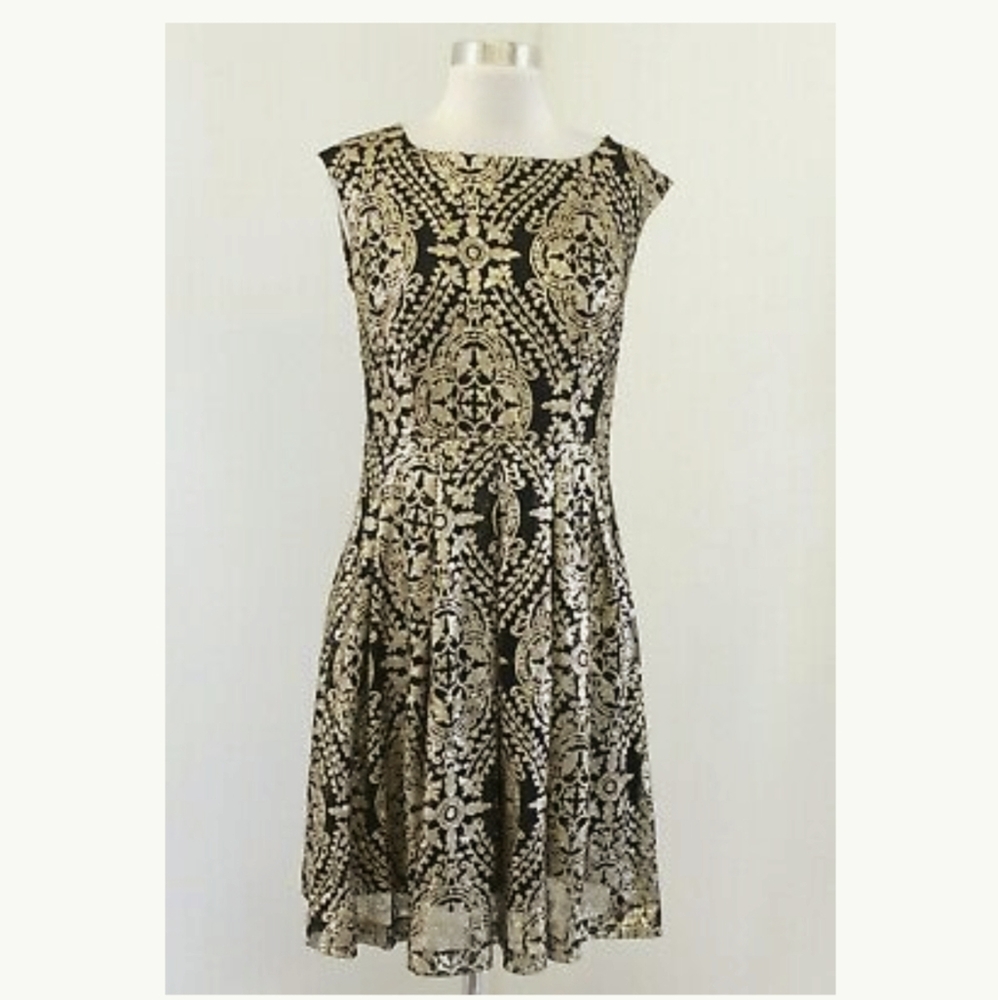 Beautiful Gold And Black Dress
